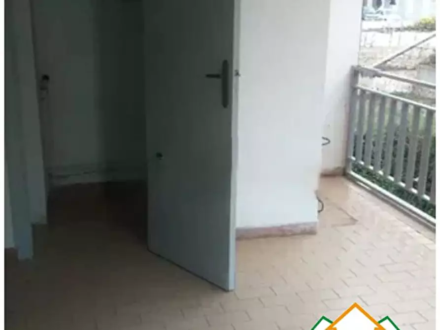 Immagine 3 di Appartamento in affitto  a Alcamo