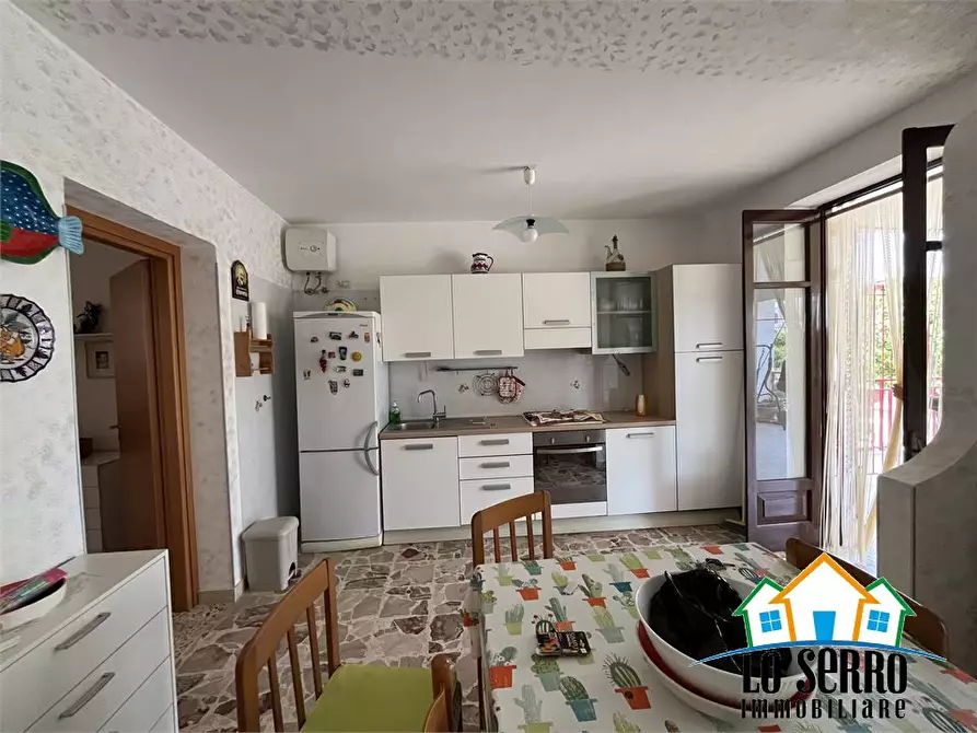 Immagine 10 di Appartamento in vendita  a Alcamo