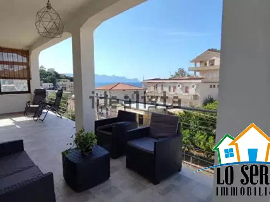 Immagine 1 di Appartamento in vendita  a Alcamo