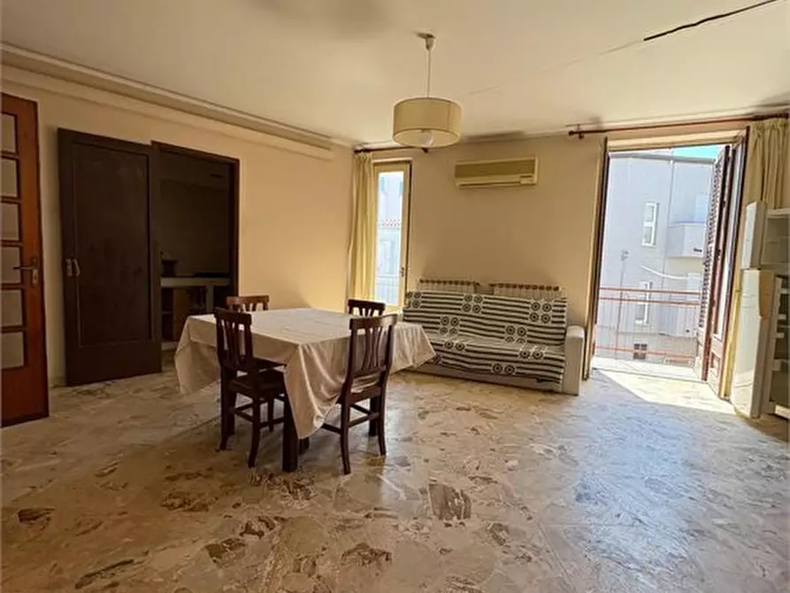Immagine 1 di Villa in vendita  a Alcamo