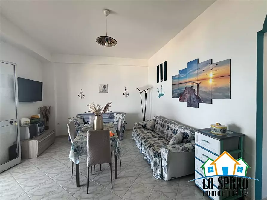 Immagine 10 di Villa in vendita  a Alcamo