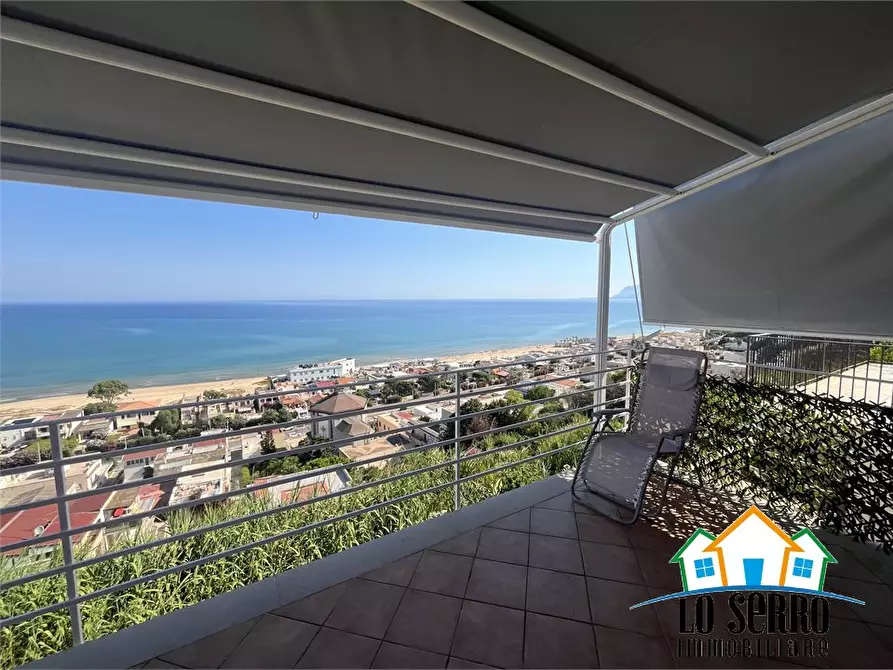 Immagine 3 di Villa in vendita  a Alcamo