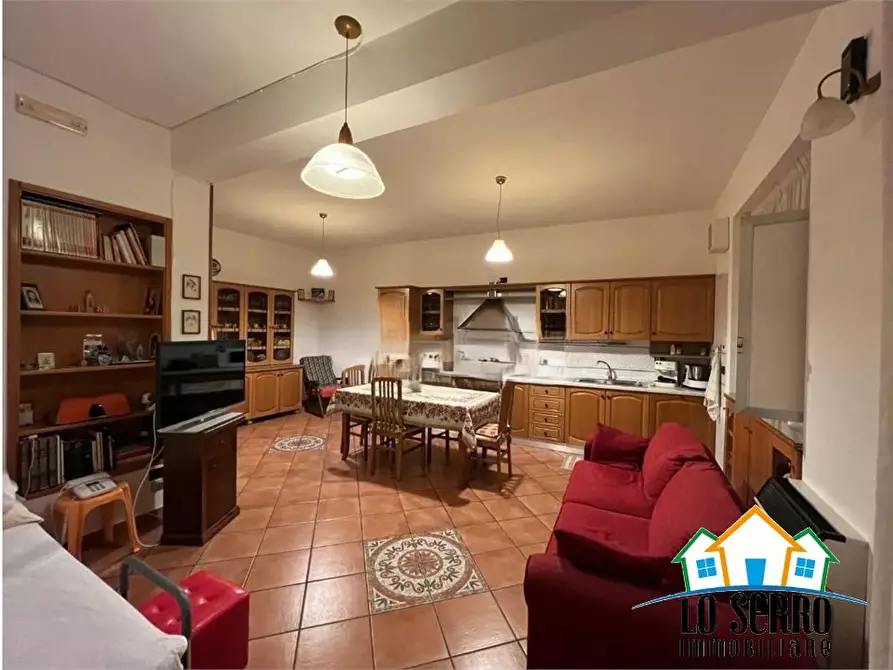 Immagine 10 di Villa in vendita  a Alcamo