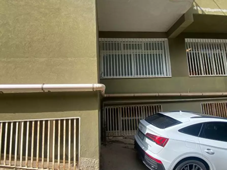 Immagine 3 di Magazzino in vendita  a Alcamo