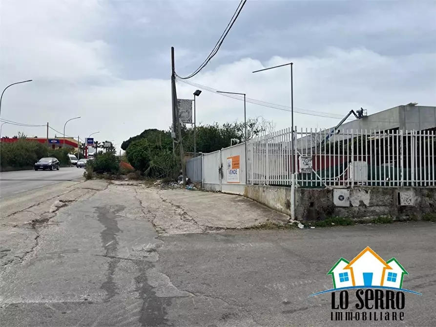 Immagine 4 di Negozio in vendita  a Alcamo