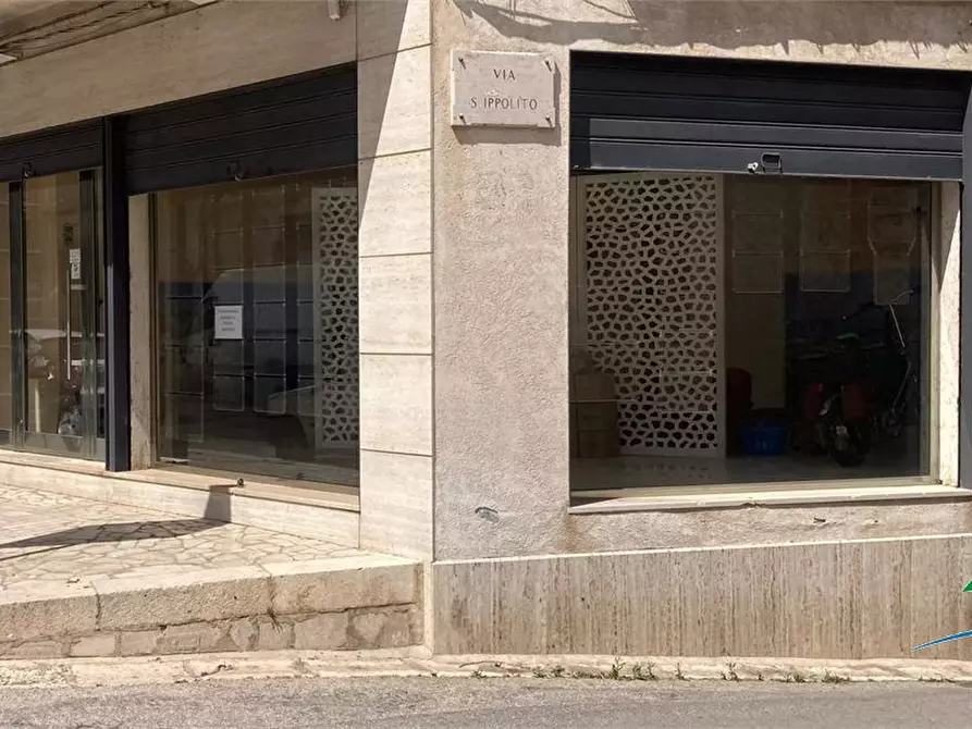 Immagine 5 di Negozio in vendita  a Alcamo