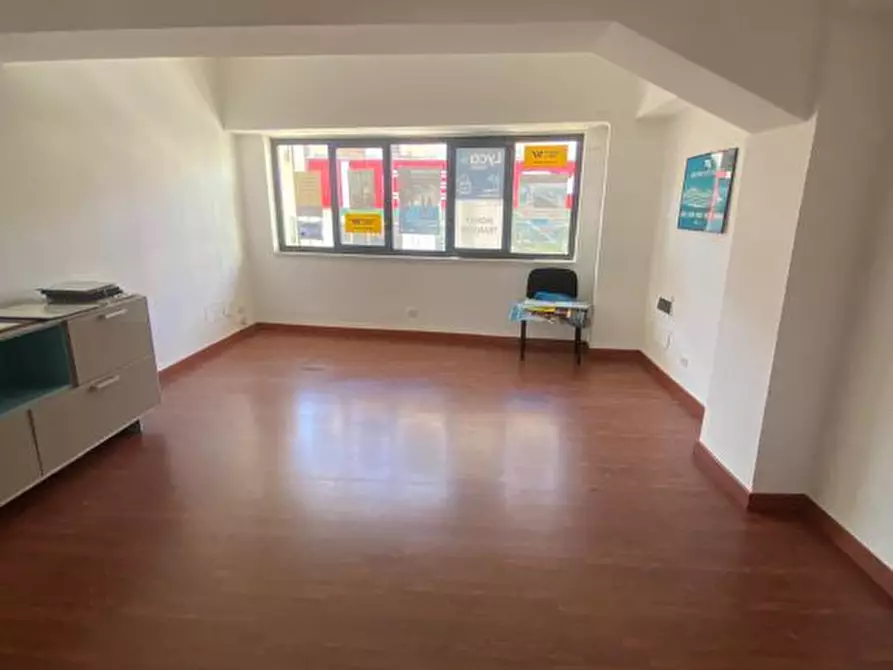 Immagine 8 di Negozio in vendita  a Alcamo