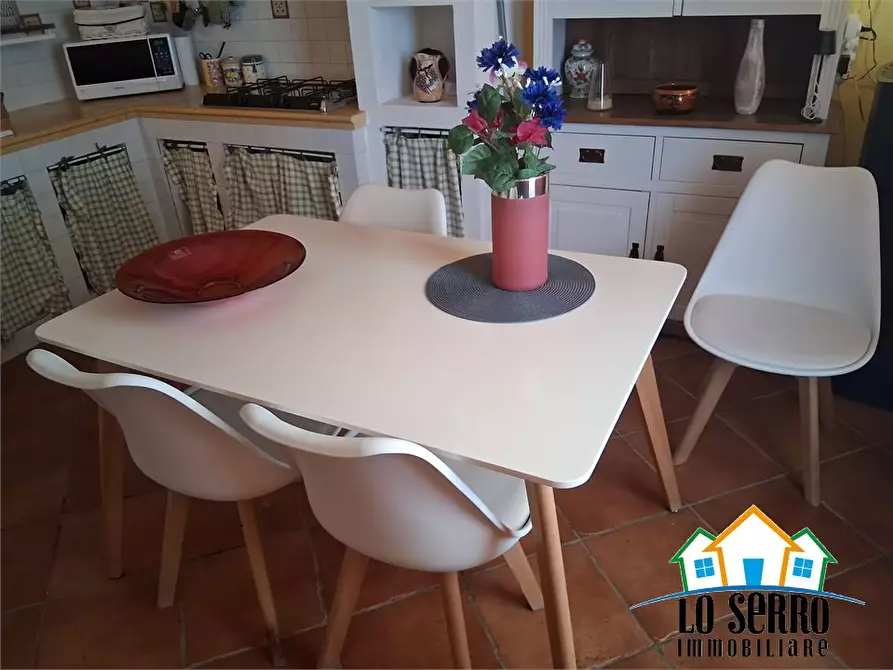 Immagine 10 di Villa in vendita  a Alcamo