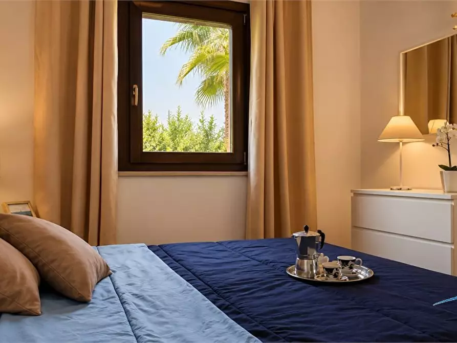 Immagine 4 di Villa in vendita  a Alcamo