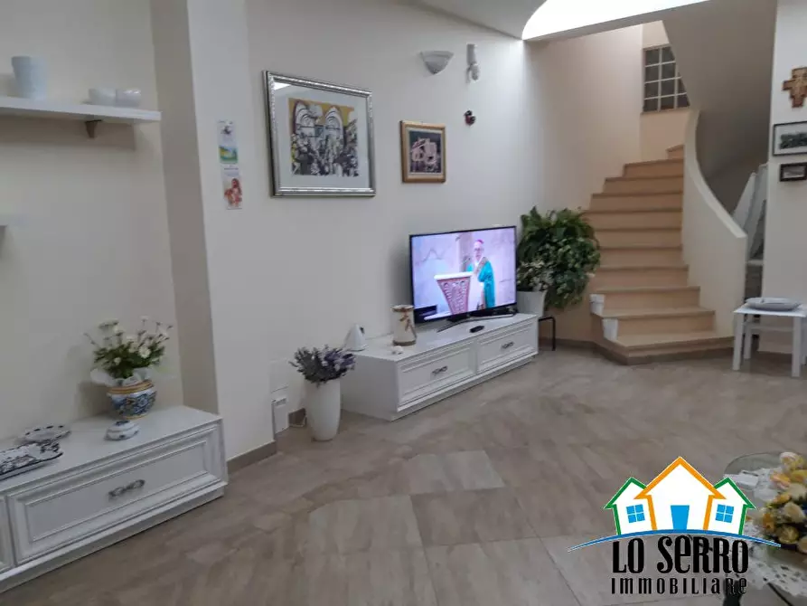 Immagine 1 di Villa in vendita  a Alcamo