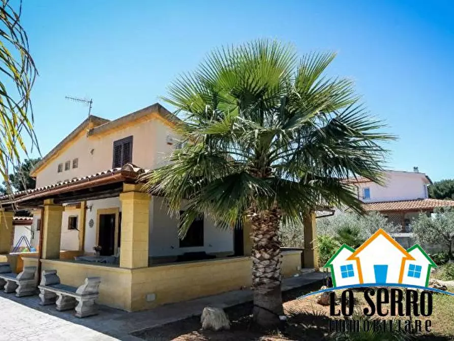 Immagine 1 di Villa in vendita  a Castelvetrano