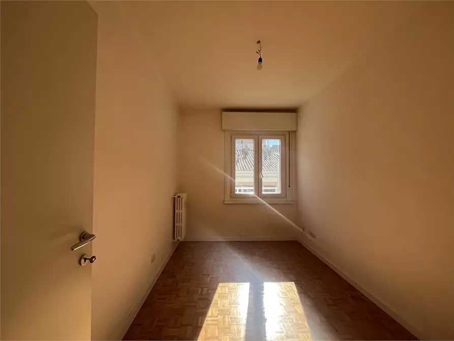 Immagine 9 di Appartamento in affitto  24 a Trieste