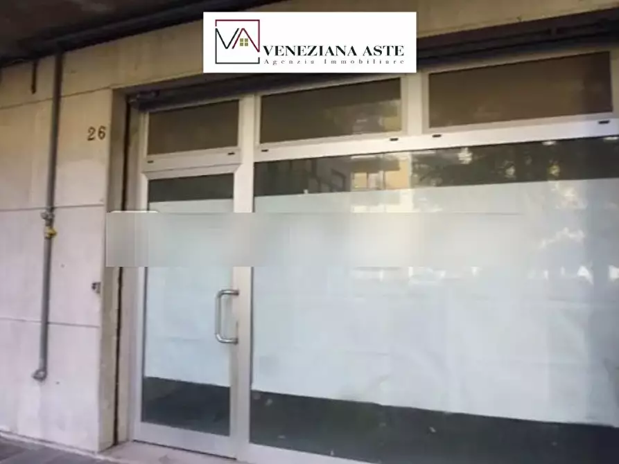 Immagine 2 di Negozio in vendita  26 a Venezia