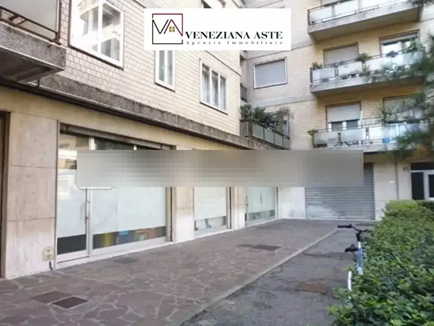 Immagine 1 di Negozio in vendita  26 a Venezia