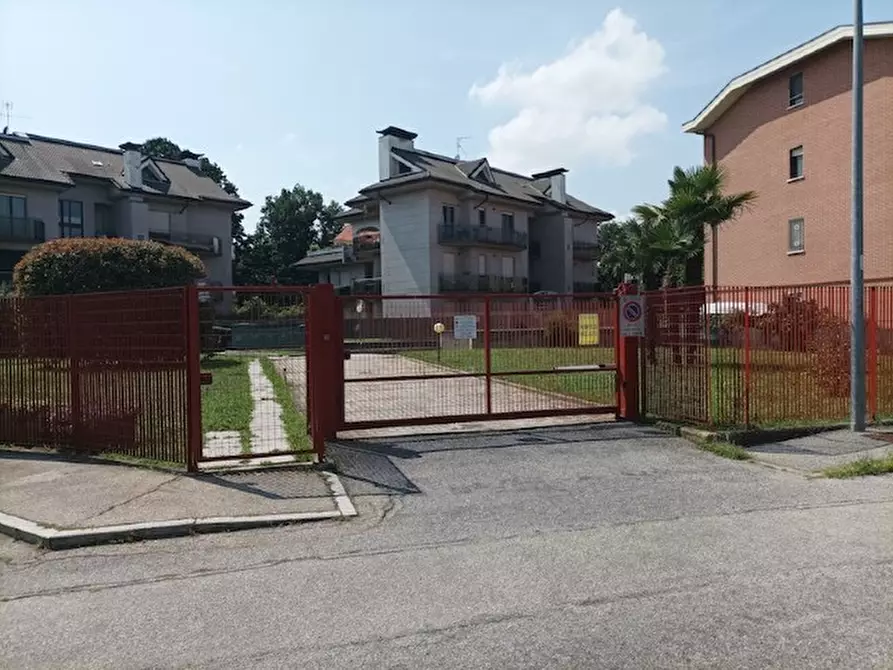 Immagine 1 di Garage in vendita  14 a Nichelino