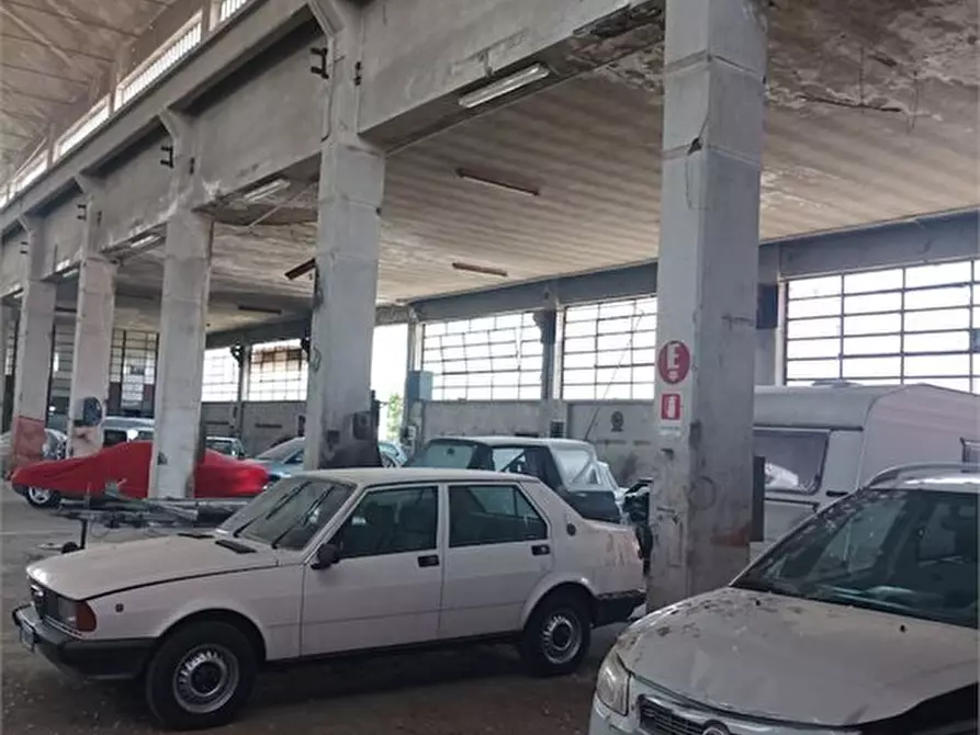 Immagine 8 di Capannone industriale in vendita  a Settimo Torinese