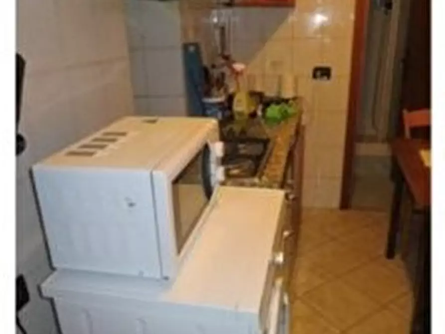 Immagine 9 di Appartamento in vendita  63 a Genova
