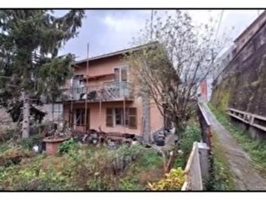 Immagine 1 di Appartamento in vendita  99 a Bargagli