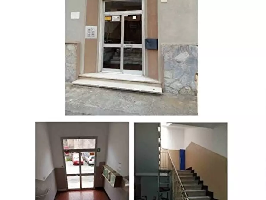 Immagine 2 di Appartamento in vendita  9B a Genova