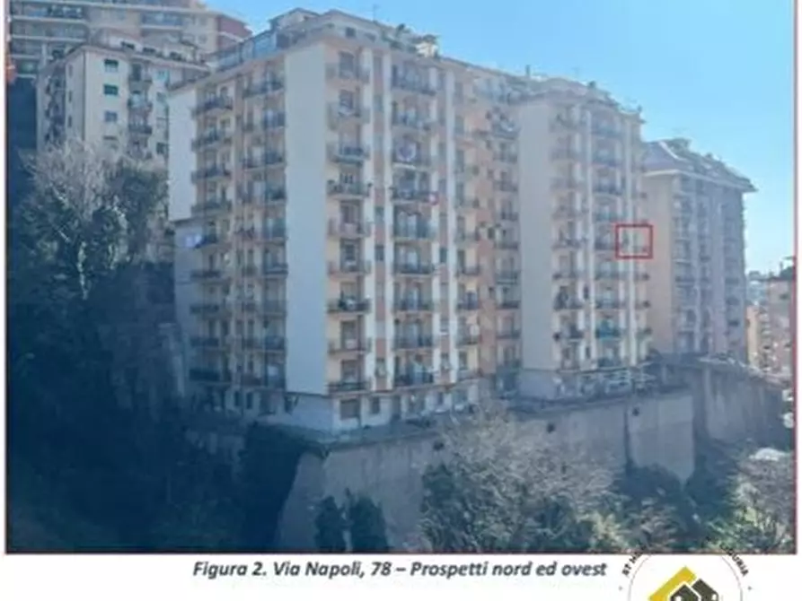 Immagine 2 di Appartamento in vendita  78 a Genova