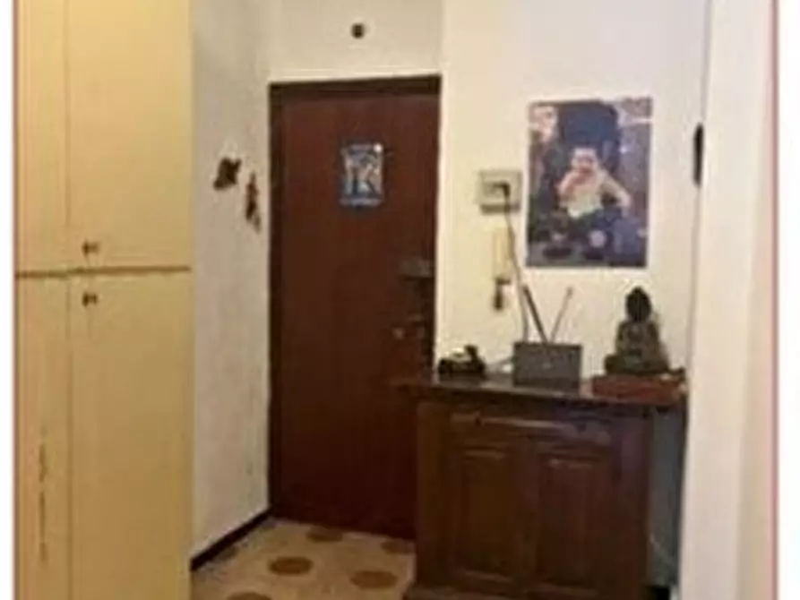 Immagine 5 di Appartamento in vendita  78 a Genova