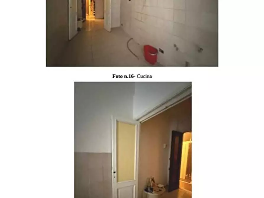 Immagine 8 di Appartamento in vendita  21 a Genova