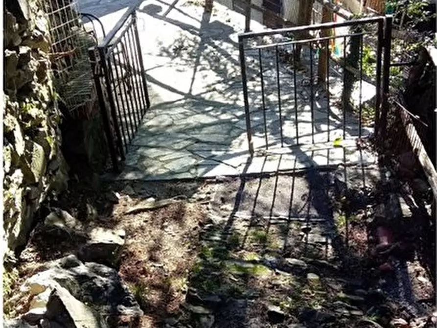 Immagine 7 di Appartamento in vendita  6 a Campomorone