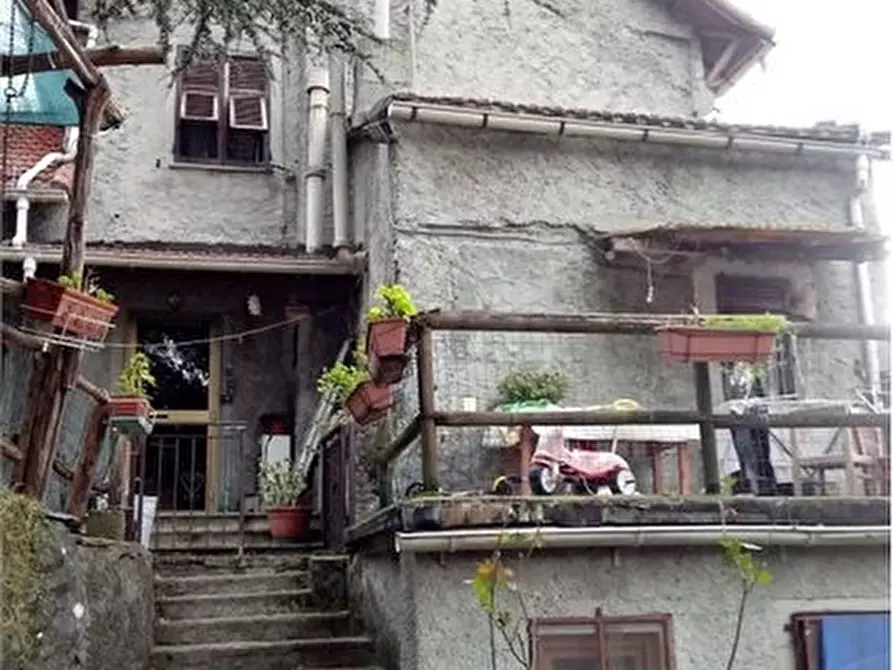 Immagine 4 di Appartamento in vendita  6 a Campomorone