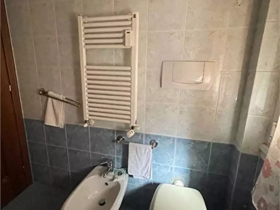 Immagine 9 di Appartamento in vendita  24 a Genova
