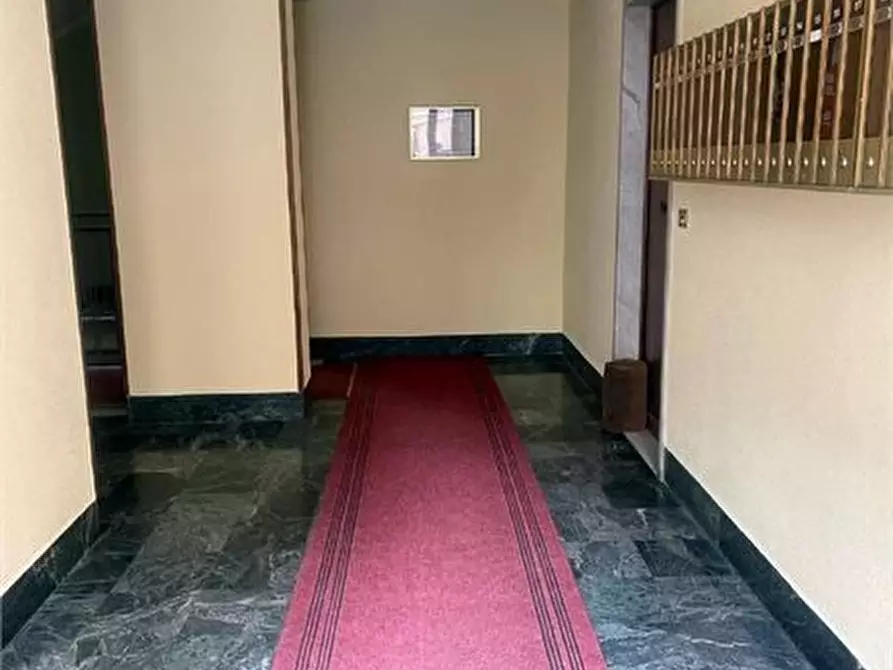 Immagine 5 di Appartamento in vendita  24 a Genova
