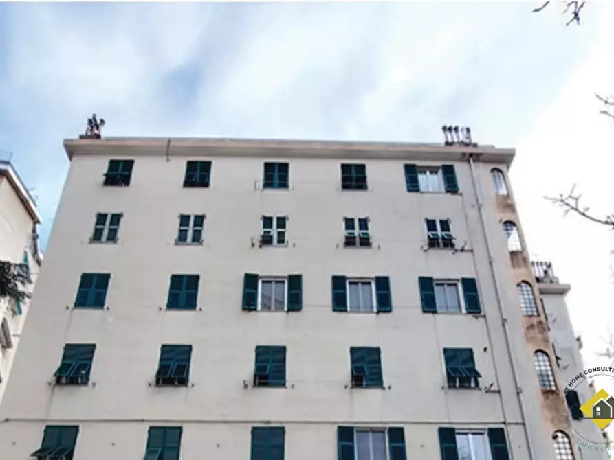 Immagine 1 di Appartamento in vendita  34 a Genova