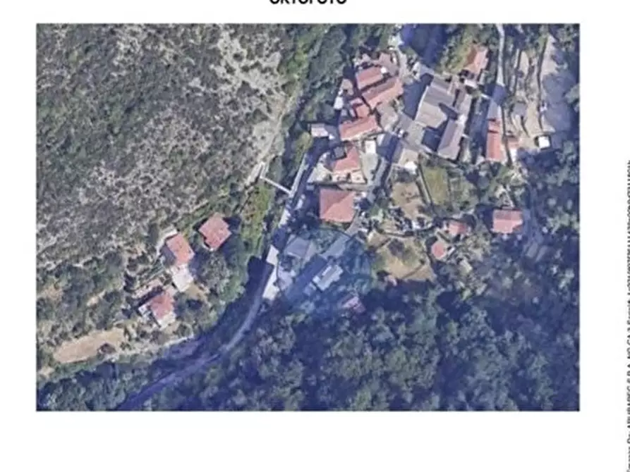 Immagine 5 di Appartamento in vendita  36 a Genova