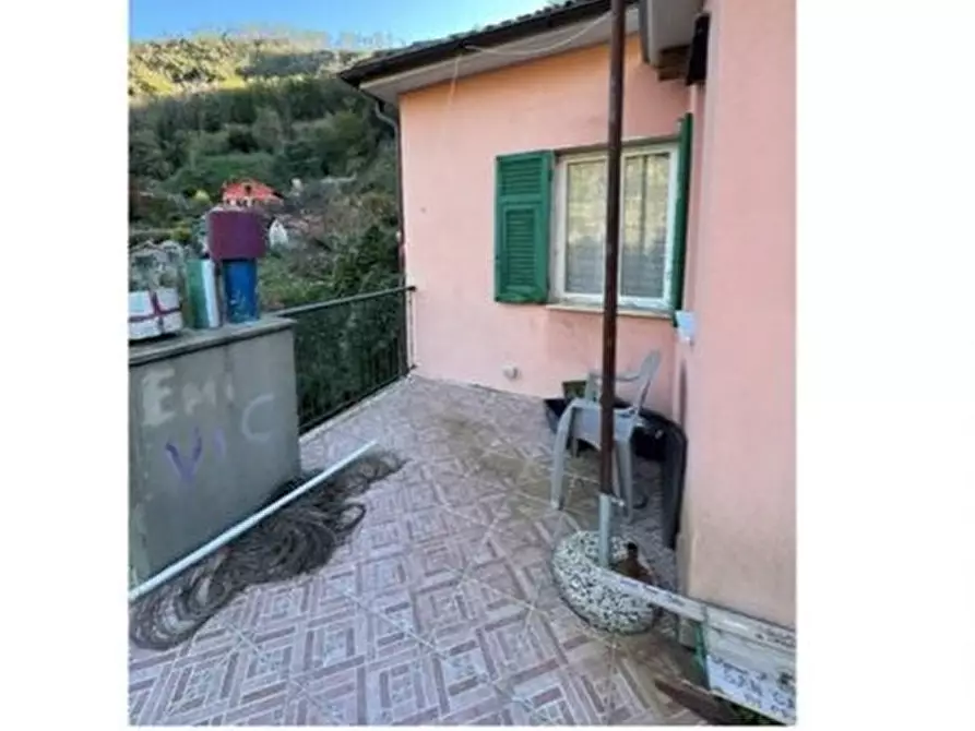 Immagine 2 di Appartamento in vendita  36 a Genova