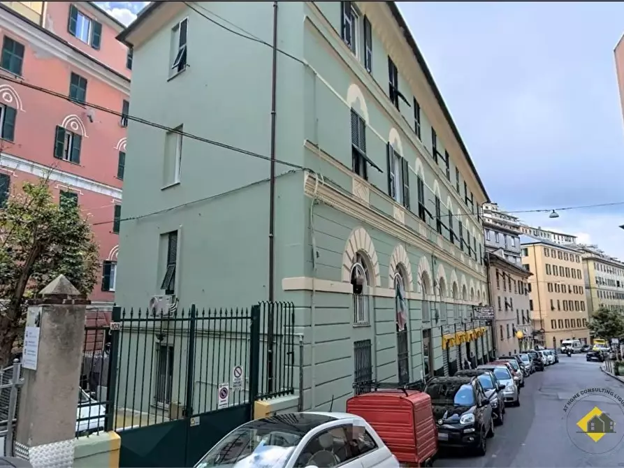 Immagine 1 di Appartamento in vendita  31/4 a Genova