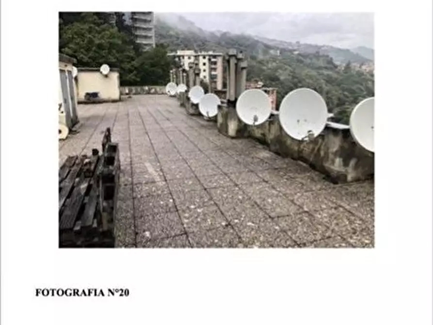 Immagine 2 di Appartamento in vendita  39/10 a Genova