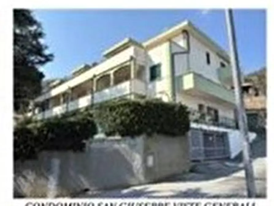 Immagine 1 di Appartamento in vendita  5 a Bergeggi