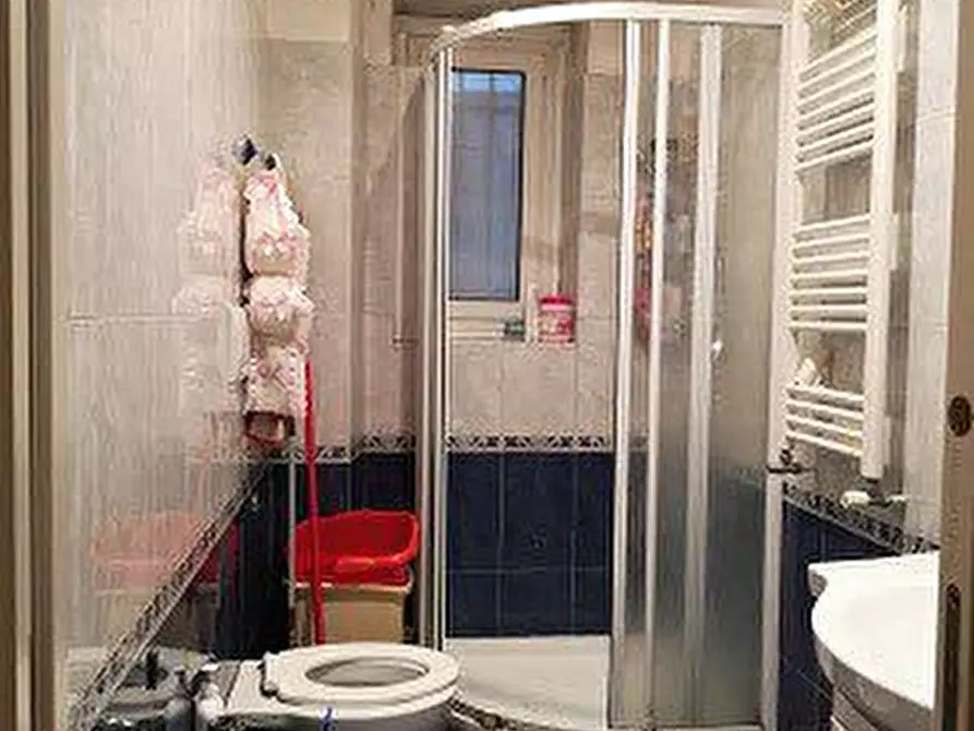 Immagine 8 di Appartamento in vendita  3 a Genova