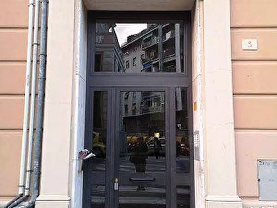 Immagine 3 di Appartamento in vendita  3 a Genova