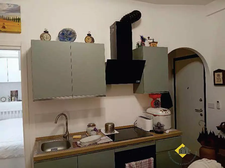 Immagine 8 di Appartamento in vendita  392 a Rapallo