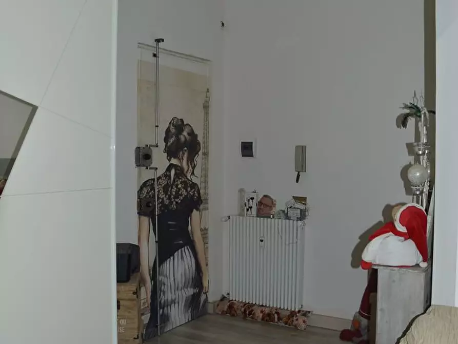 Immagine 10 di Appartamento in vendita  29 a Genova