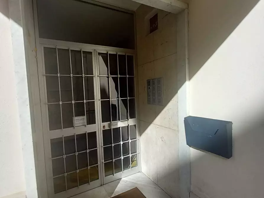 Immagine 9 di Appartamento in vendita  42 a Genova
