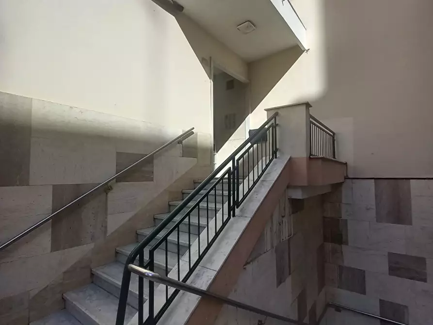 Immagine 6 di Appartamento in vendita  42 a Genova