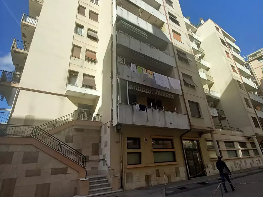 Immagine 4 di Appartamento in vendita  42 a Genova