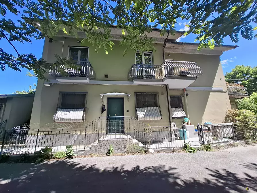 Immagine 1 di Appartamento in vendita  2 a Genova