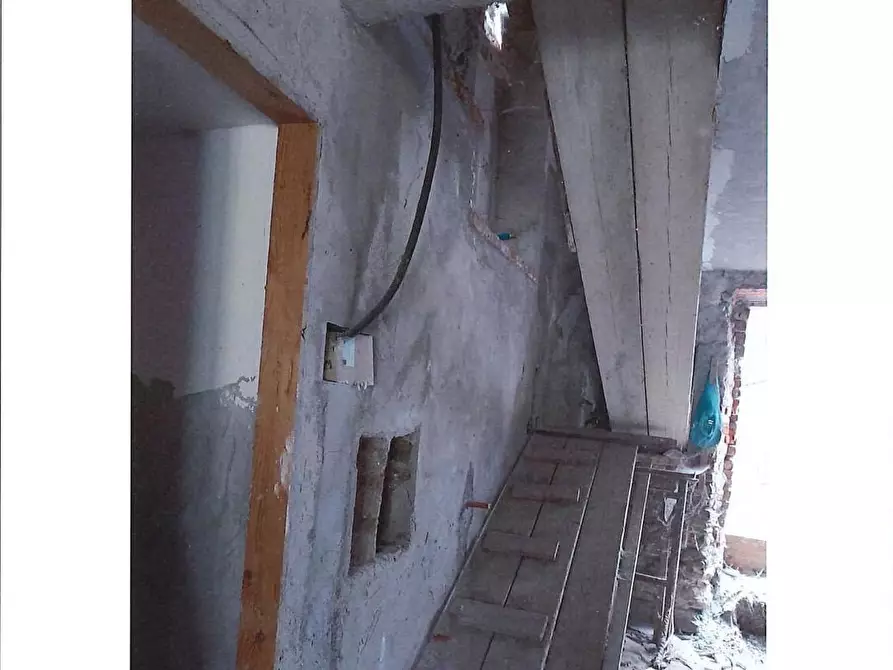 Immagine 8 di Appartamento in vendita  12 a Mioglia