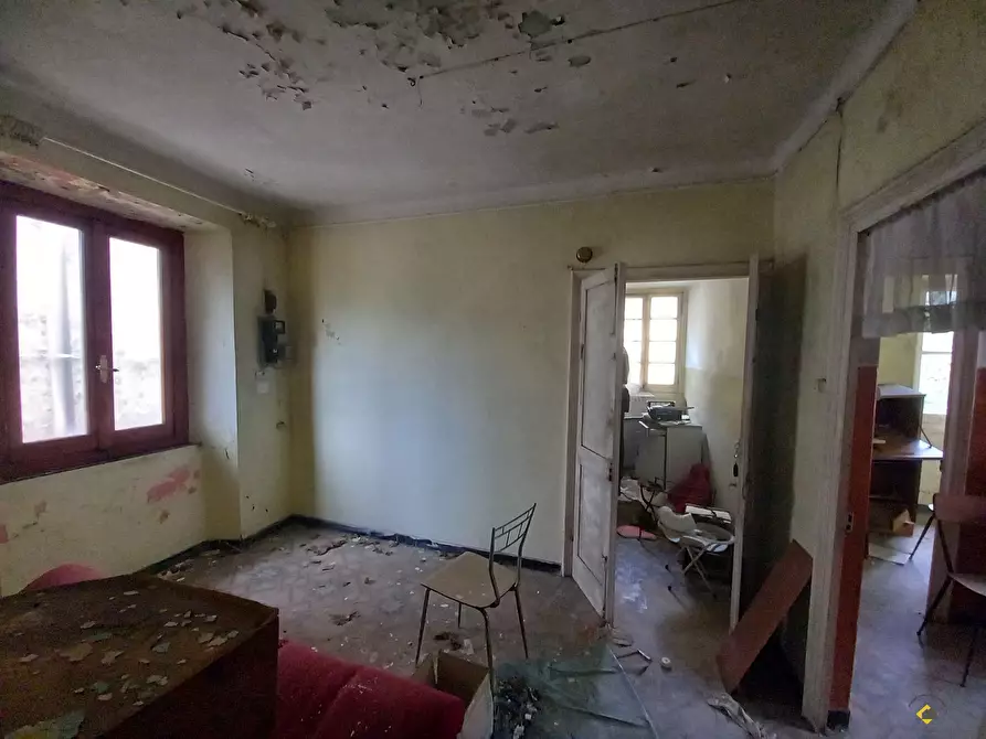 Immagine 1 di Appartamento in vendita  a Montoggio