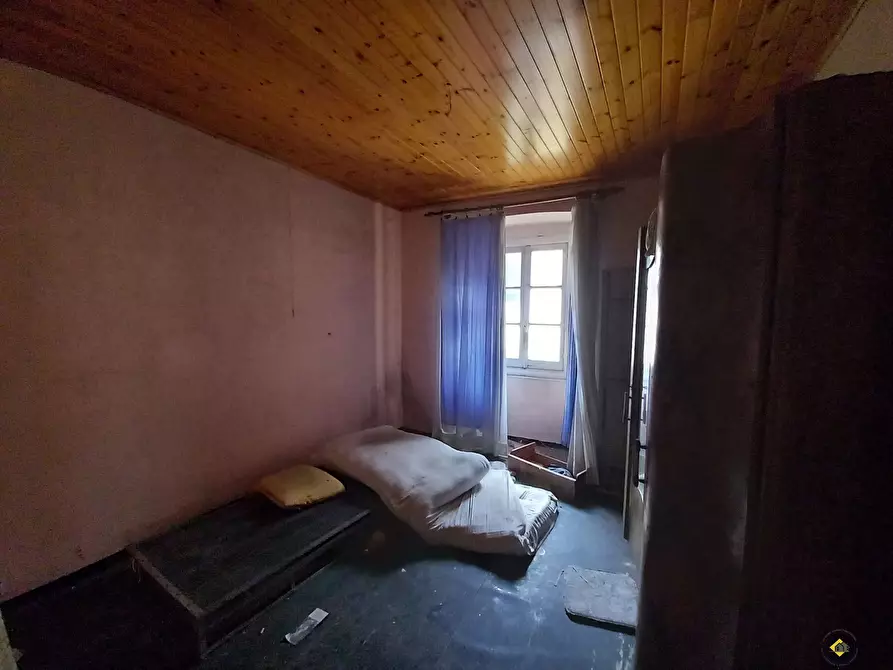 Immagine 9 di Appartamento in vendita  a Montoggio
