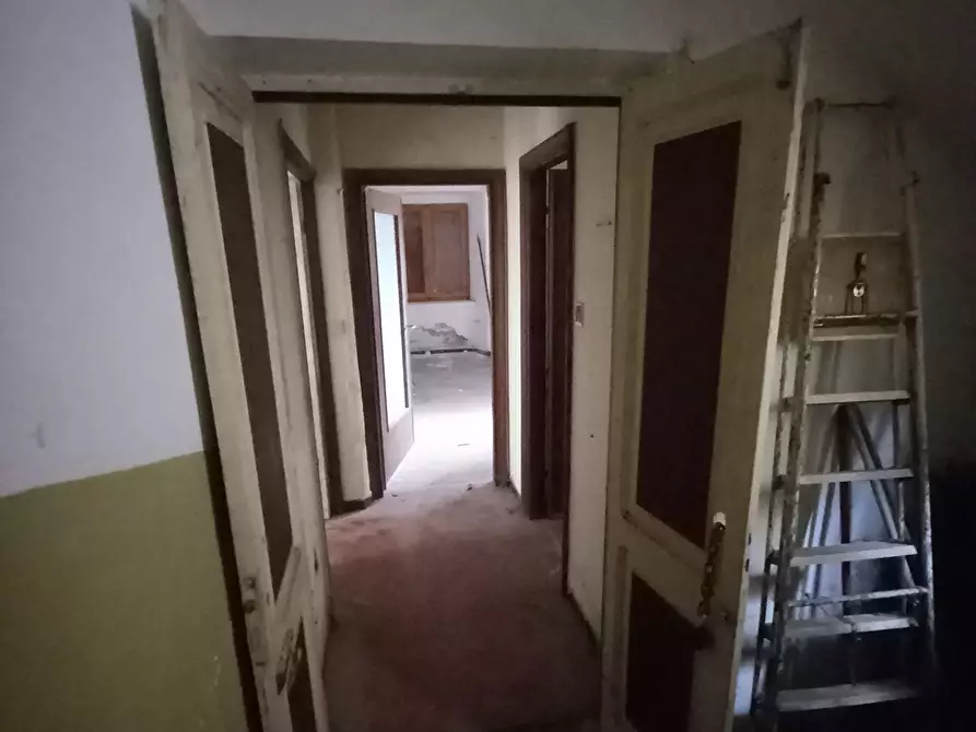Immagine 1 di Appartamento in vendita  2 a Montoggio