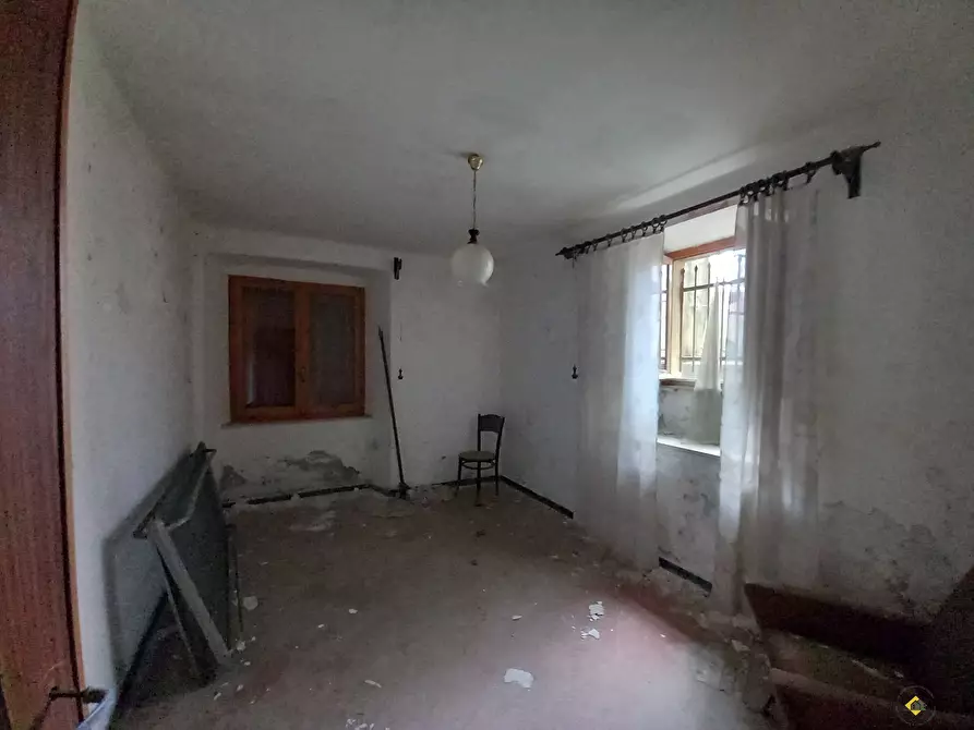 Immagine 5 di Appartamento in vendita  2 a Montoggio