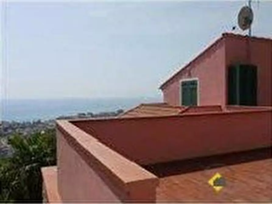 Immagine 5 di Appartamento in vendita  snc a Pietra Ligure